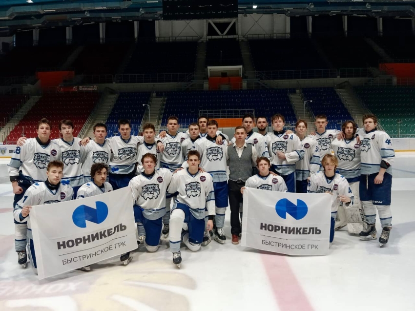 ХК «Манул» стал победителем Первенства Сибири и Дальнего Востока по хоккею среди юниоров, одержав 14 побед